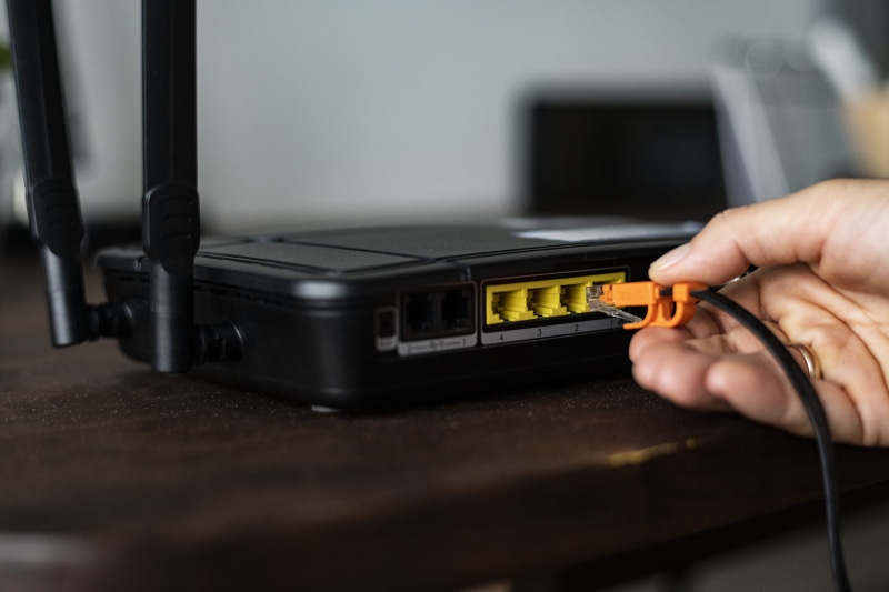 technology, modern, finger, wireless, 5K, computer, network, gadget, adult, electrical equipment, communication, holding, modem, router, hand, close-up