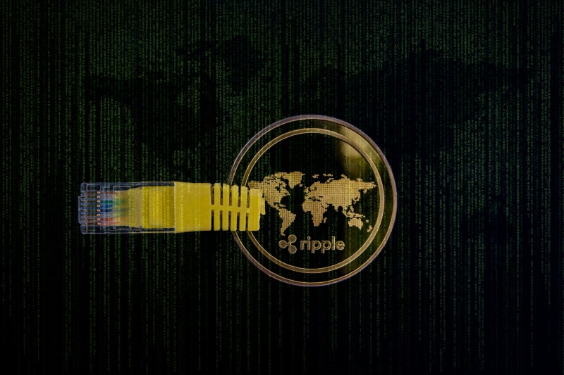 digital, backgrounds, transportation, asset, ethernet, no people, coin, cash, usb, yellow, decentralization, design, distributed, payment, circle, ledger