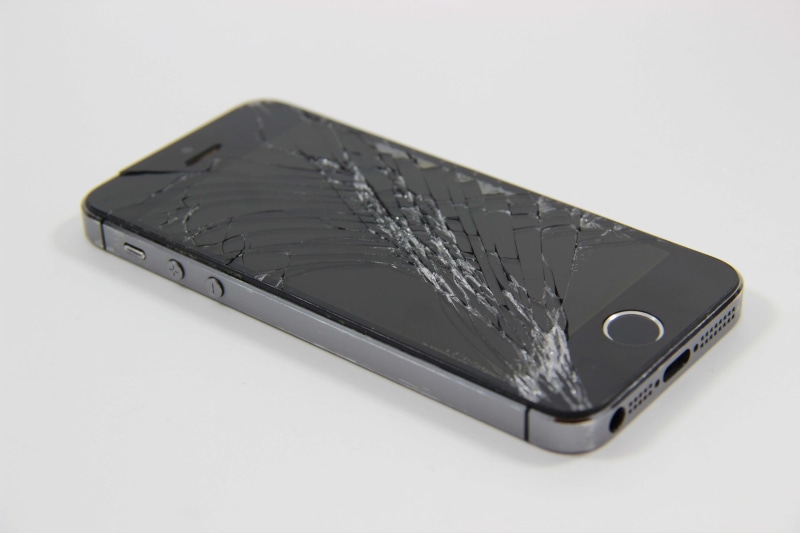 computer equipment, damaged, lcd, smartphone, screen, display, repair, connection, power supply, electricity, mobile, cut out, studio shot, broken display