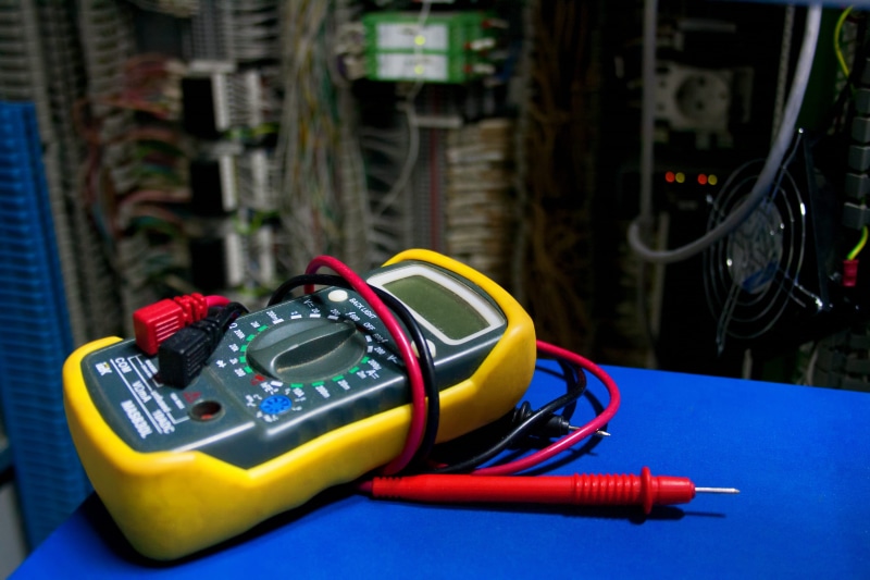 focus on foreground, test, electricity, voltage, mode of transportation, communication, electrical, cable, outdoors, digital, probe, electrical equipment