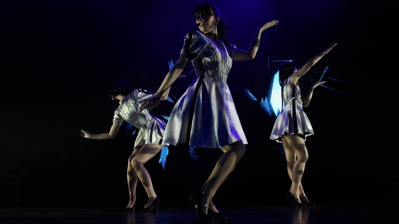people, performing arts event, 720P, performance, costumes, J-pop, stage, stage - performance space, women, group of people, skill, indoors, adult, arts culture and entertainment