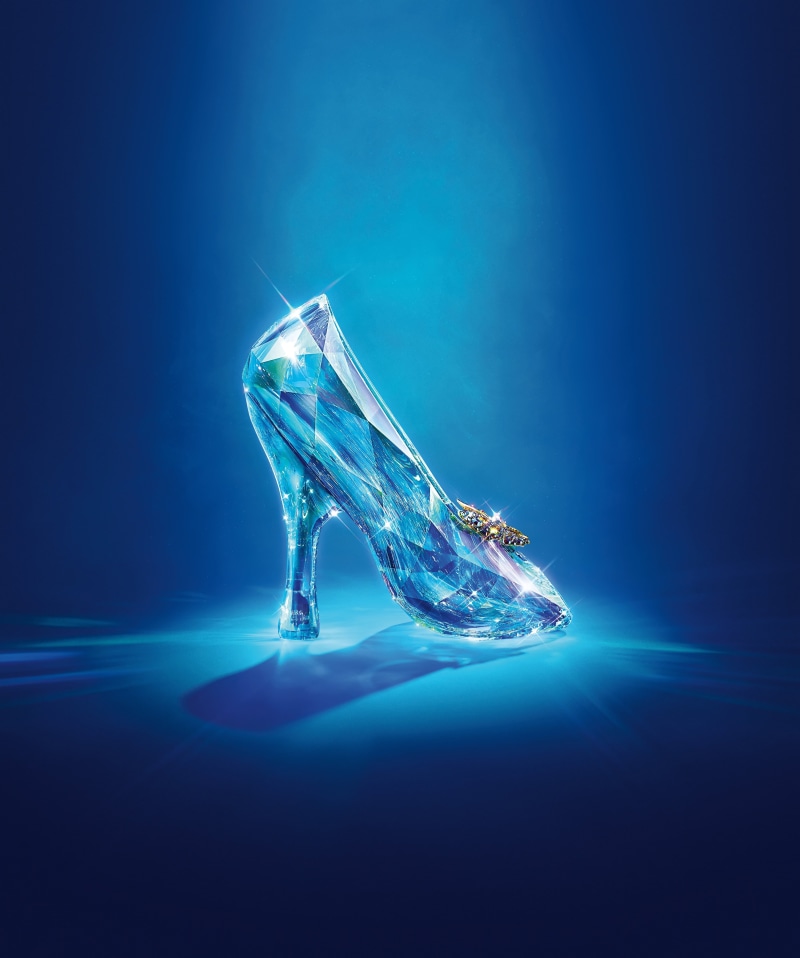 Cinderella, 4K, Disney, indoors, digital composite, no people, illuminated, light beam, 4K, animal, blue, sea, bright, single object, marine, studio shot