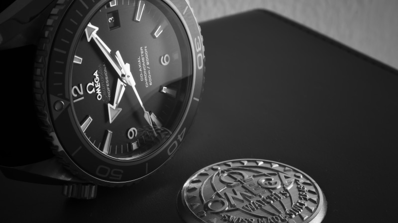 personal accessory, monochrome, timer, numbers, clock hand, round, shape, wealth, Seamaster, time, luxury, minute Hand, watch, studio shot, analog, number