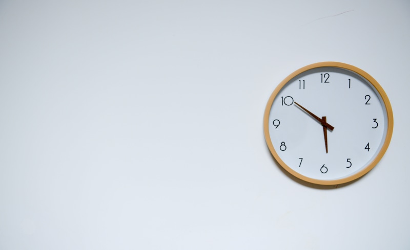 white color, wall clock, clock, white background, minutes, wall, clock face, indoors, checking the time, studio shot, hours, circle, single object, copy space