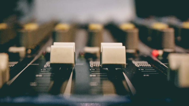 djs, music, equalizer, 1080P, computer chip, indoors, photo, mixing, technology, control, sound mixer, sound recording equipment, musical instrument, in a row