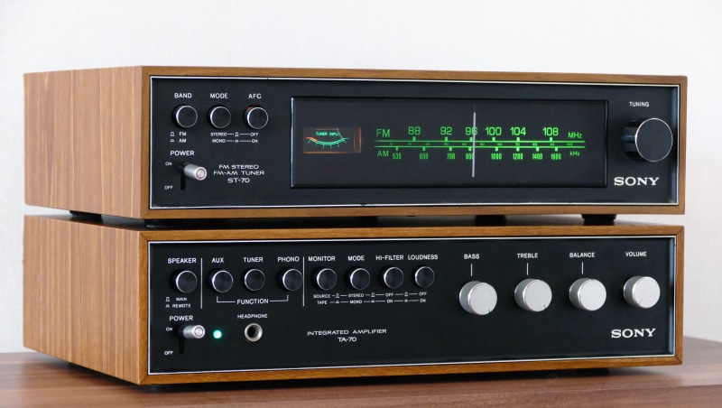 receiver, oven, arts culture and entertainment, blackboard, 5K, system, loud, silver, music, deck, industry, radio, listen, no people, volume, record