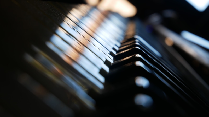 skill, piano, music instrument, no people, focus on foreground, arts culture and entertainment, 4K, keyboard instrument, indoors, close-up, day, technology