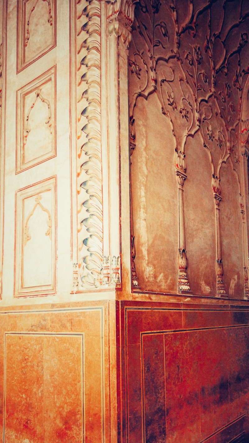 religion, old, architecture, day, wall - building feature, art and craft, ceiling, wall, the past, 4K, mosque, frame, lahore, built structure, badshahi mosque