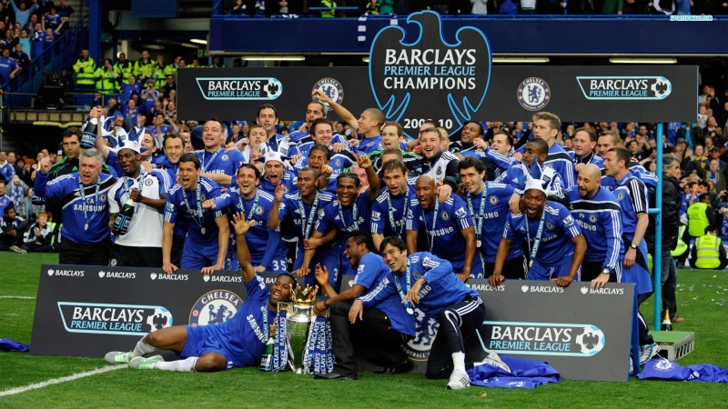 adult, sports, celebration, sport, 1080P, outdoors, men, day, large group of people, Chelsea FC, western script, soccer, arts culture and entertainment