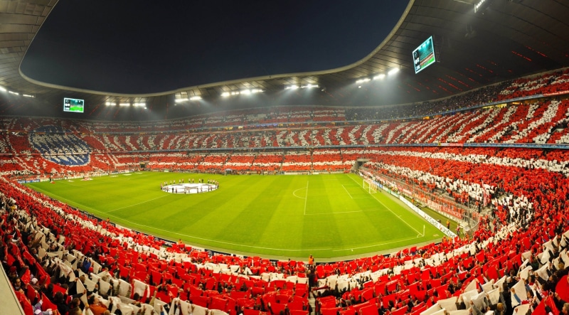 munih, architecture, large group of people, competition, seat, lighting equipment, leisure activity, group of people, bayern, Sports, allianz arena, sports venue
