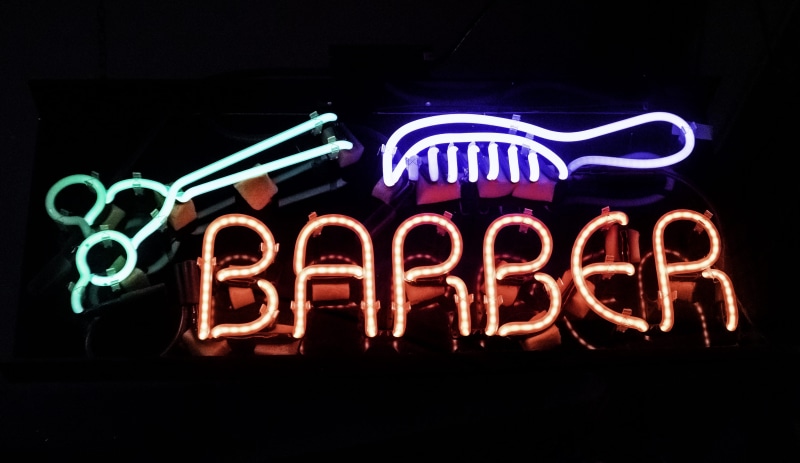 bar - drink establishment, text, light, comb, communication, restaurant, architecture, 4K, message, black background, meal, neon, sign, glow, no people