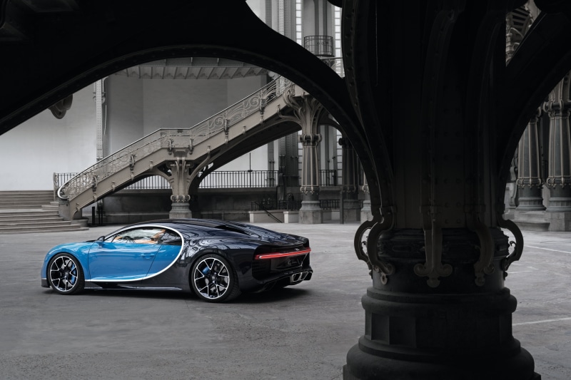 architectural column, land Vehicle, modern, chiron, black Color, sports Car, black, speed, day, transportation, no people, car, competition, connection