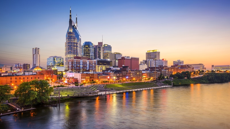 building exterior, office building exterior, 4K, no people, residential district, sky, modern, skyline, river, built structure, water, waterfront, nashville