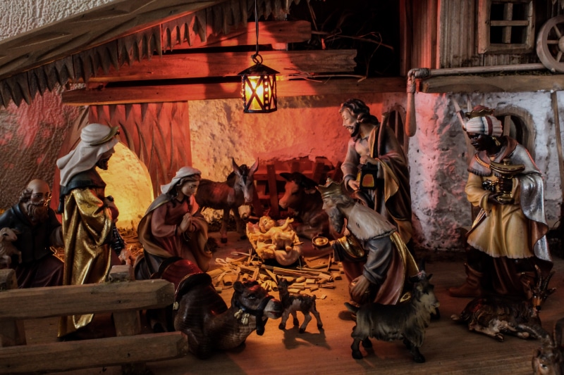 group of people, nativity, arts culture and entertainment, performance, women, christmas eve, teamwork, santon, clothing, representation, architecture