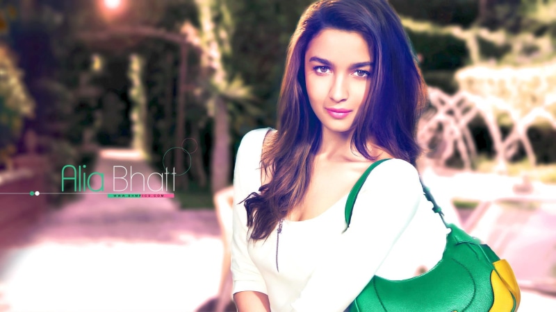 bollywood, bhatt, actress, 1080P, female celebrities, green, alia, alia bhatt, purse