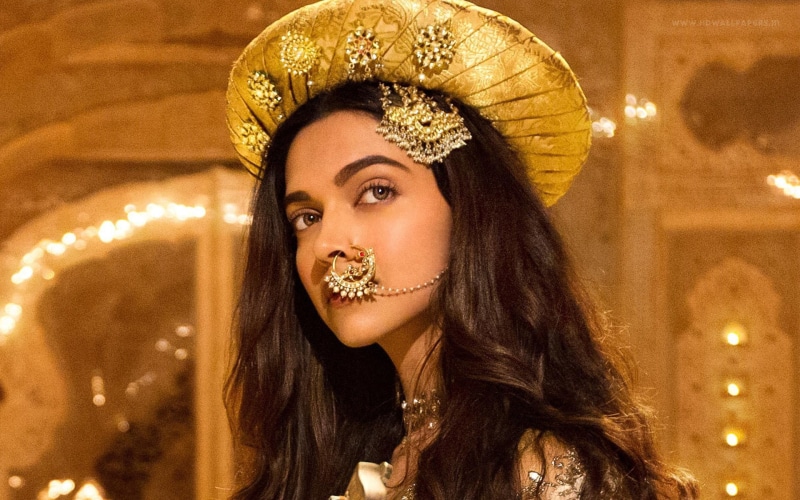 young women, Bajirao, looking, portrait, hairstyle, headshot, focus on foreground, luxury, Deepika, looking at camera, 1080P, one person, adult, clothing