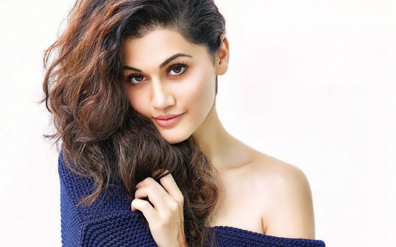 adult, human body part, beauty, fashion, young adult, human hair, looking at camera, beautiful people, women, cineblitz, blue, top, bollywood, front view
