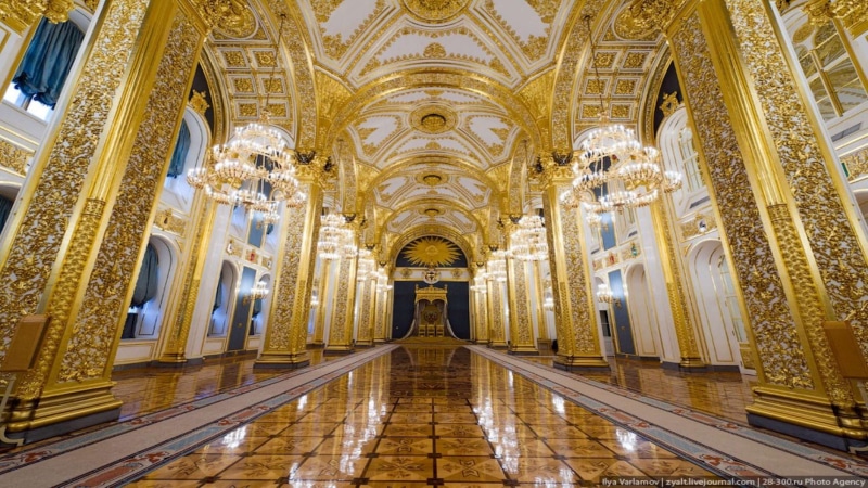 ceiling, history, no people, arch, inside, travel, palace, grand, 2K, ornate, architectural column, moscow, indoors, architecture, place of worship, belief