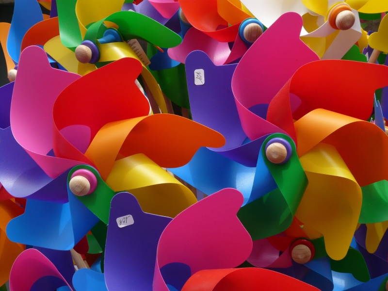 backgrounds, windräder, wheel, lot, blue, paper, vibrant color, full frame, choice, shape, still life, pinwheel, 2K, pink, creativity, variation, multi Colored
