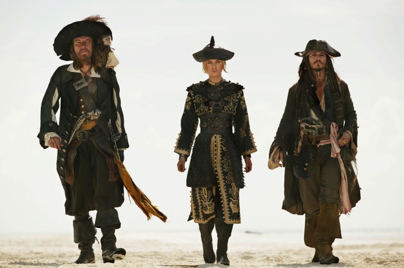 friendship, clothing, military, armed Forces, pirates, standing, hat, Elizabeth Swann, togetherness, army, real people, Pirates of the Caribbean, history