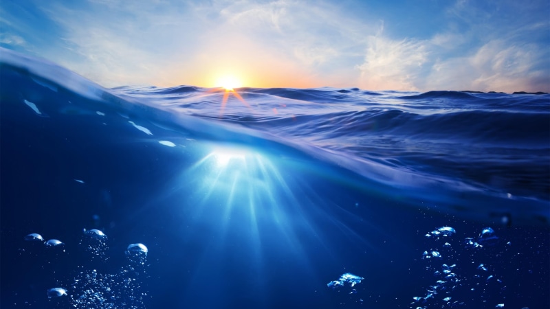 sky, sea, calm, underwater, blue, blue sea, daytime, ocean, sunray, water, horizon, wave, bubble, 4K, sunlight, blue water