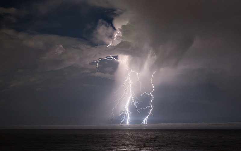 thunderstorm, warning sign, water, horizon, cloud - sky, forked lightning, storm, power, sea, no people, clouds, sign, lightning, nature, storm cloud, 1080P