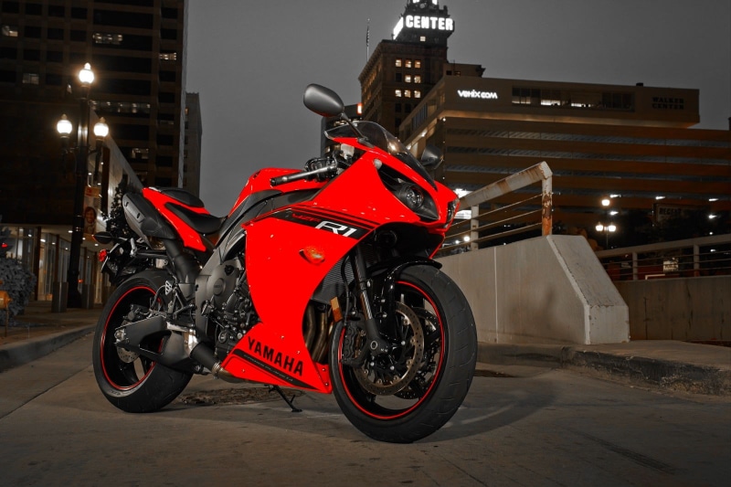 yamaha r1, 720P