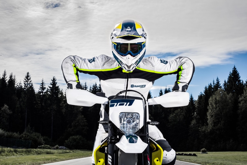 2017, 2K, Husqvarna 701 Supermoto