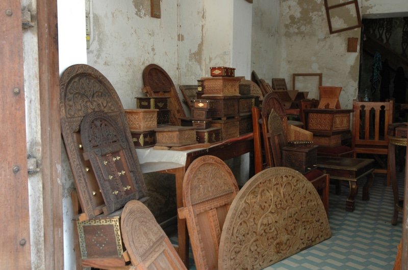 2K, history, woodcarving, old, door, architecture, the past, no people, building, wood - material, obsolete, workshop, zanzibar, chair, day, indoors, furniture