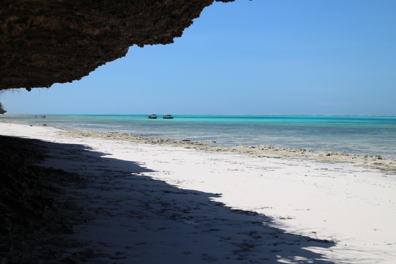 day, clear, sea, coast, travel destinations, horizon, zanzibar, beach, Sand, sun, africa, nature, cliff, horizon over water, shadow, outdoors, travel, 5K