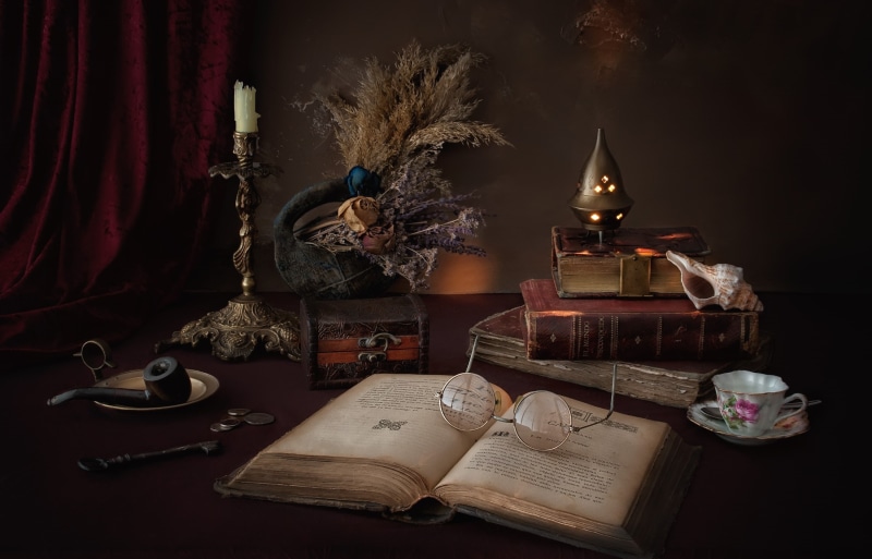 the dried flowers, 2K, box, tube, framed, candle, Cup, hippie, gray, key, eyeglasses, glasses, books, still life, shell, coins