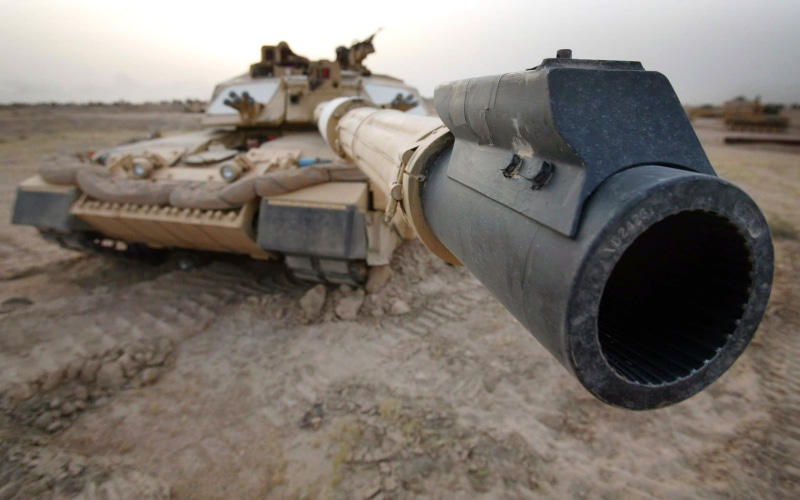 no people, military, gun, day, old, land, focus on foreground, 720P, tank, transportation, army, armed forces, mode of transportation, war, weapon, outdoors