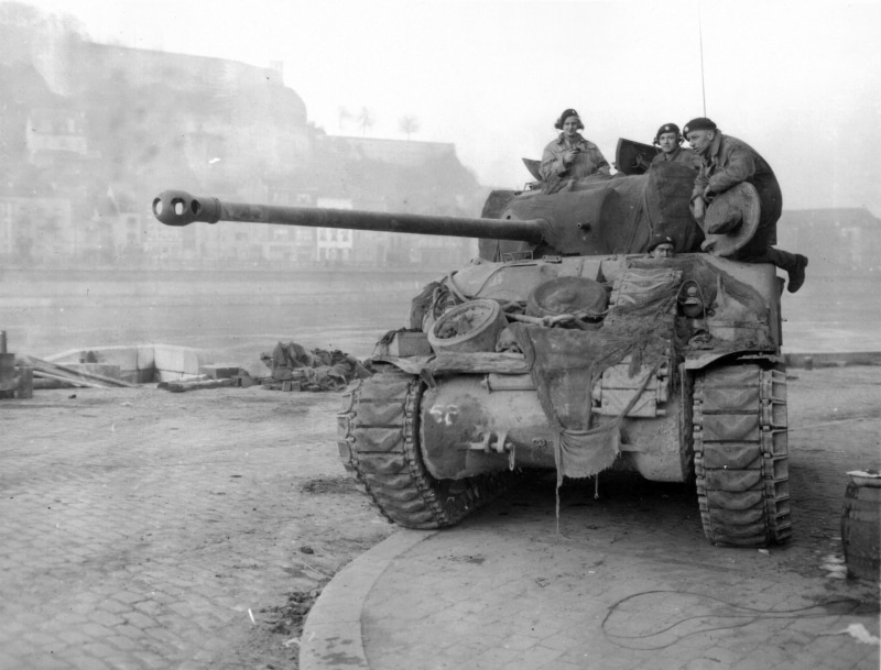 world war 2, aggression, public domain, protection, adults only, one man only, armor, government, black And White, cannon, gun, people, security, army