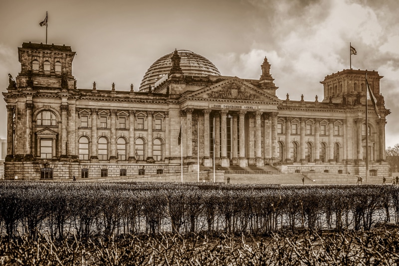 travel destinations, cloud - sky, history, architecture, travel, bundestagswahl, policy, government buildings, the past, architectural column, capital