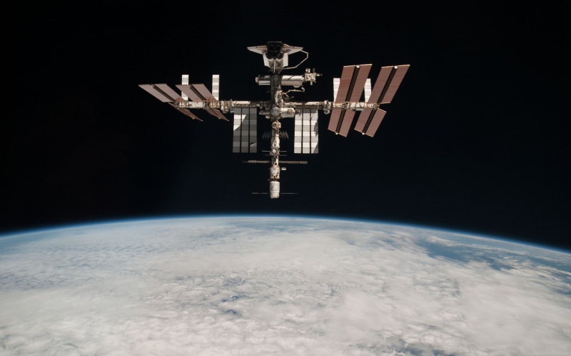 sky, space exploration, indoors, digital composite, technology, futuristic, nature, orbiting, black background, planet - space, astronomy, single object