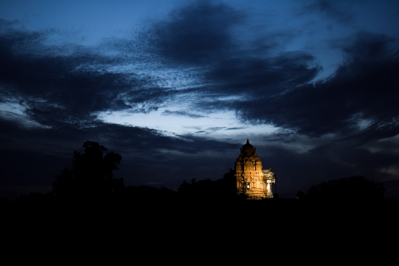 built structure, 5K, New Delhi, spirituality, temple, ancient civilization, cloud - sky, tourism, building exterior, dusk, the past, religion, travel destinations