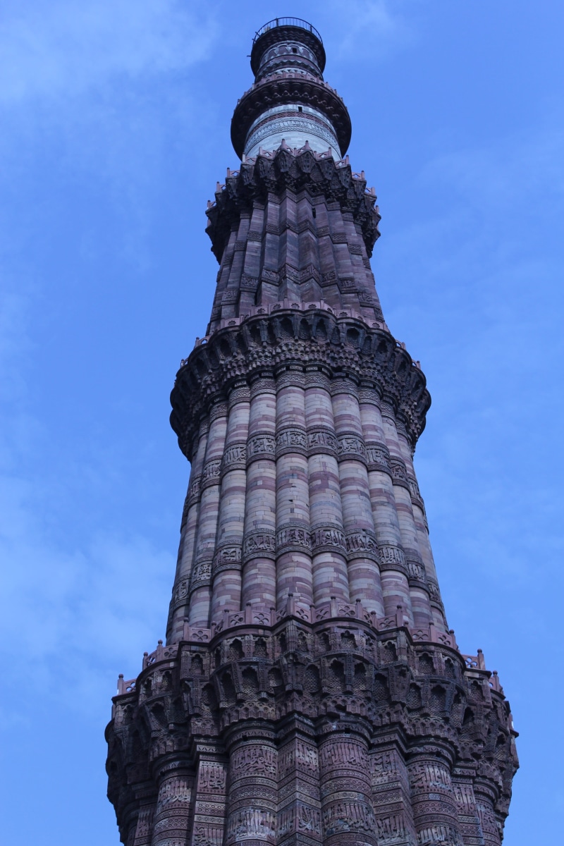 india, tower, architecture, tall - high, tourism, nature, sky, minar, travel destinations, building exterior, qutubminar, blue, city, the past, travel