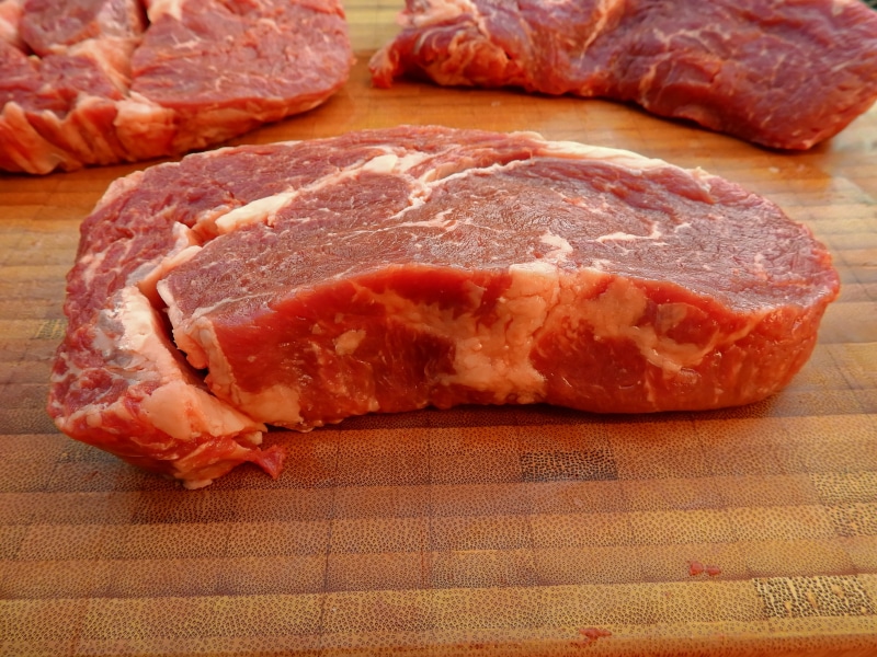 prepare, red meat, raw food, red, food, steak, frisch, close-up, meat, grilled meats, table, sliced, eat, processed meat, barbecue, slice, focus on foreground