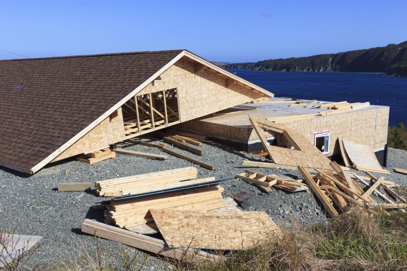 architecture, building exterior, broken, no people, damage, emergency, 2K, built structure, repairs, day, strom, wood, damaged, costly, wind, insurance