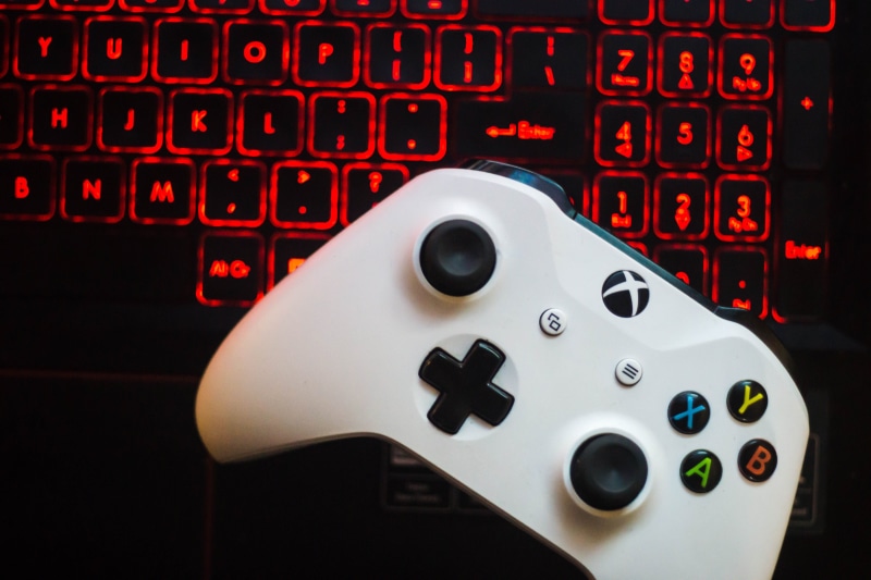 communication, data, arts culture and entertainment, red, wireless technology, xbox, computer equipment, number, pc, console, game, opportunity, gambling