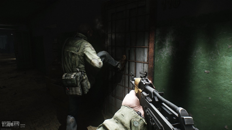 Escape from  Tarkov, mmorpg, video games, people, War Game, military, uniform, war, first-person shooter, armed forces, fighting, gun, architecture, rifle