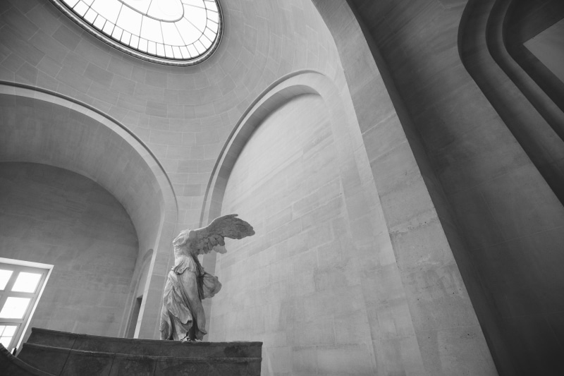 creativity, marble, wide angle, art, exhibit, louvre, history, hellenistic, clean, no people, low angle view, victory of samothrace, built structure, arch