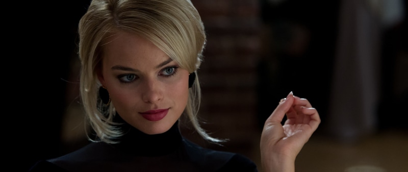 hairstyle, looking at camera, front view, contemplation, one person, indoors, women, blonde, headshot, face, Margot Robbie, beautiful woman, hair, studio shot