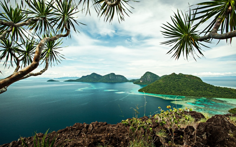 tranquil scene, mountain, sabah, bohei, outdoors, malaysia, beauty in nature, nature, islands, day, reefs, tropical climate, turquoise colored