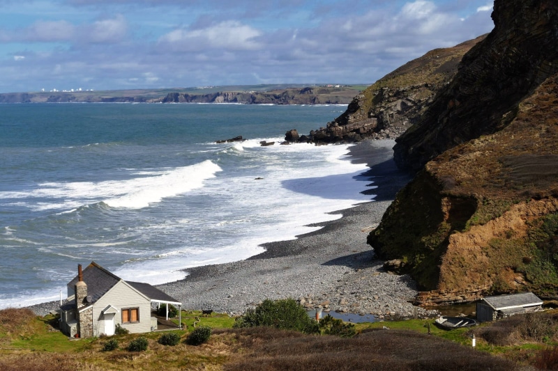 kingdom, waves, scenics, non-urban scene, coastal, beach, destination, tranquility, scenery, scenics - nature, west, sky, rock, england, summer, building exterior