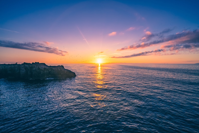 coastline, OSS, nature, panoramic, dusk, 35mm, rising sun, ILCE-7M2, sky, morning light, sea, Sunrise, F4, photography, island, 5K, landscape, panoramic photography