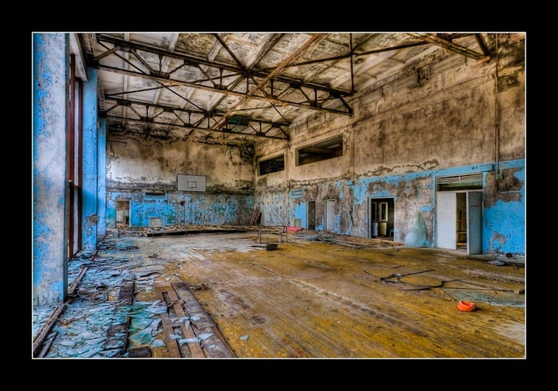 decay, Ukraine, ruined, abandoned, Swimming Pool, basketball court, indoors, broken, construction Industry, painting, destruction, old, court, dirty, architecture