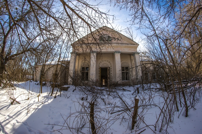 cold, aged, disaster, architecture, damaged, pripyat, abandoned, sky, tree, covering, empty, culture palace, field, building, weathered, ruin, ruined, exclusion zone