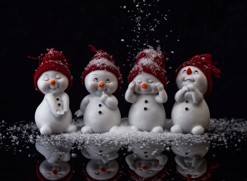 christmas motif, white, 5K, indoors, fun, christmas time, christmas, mirroring, figure, holiday, christmas decoration, wintry, studio shot, art and craft