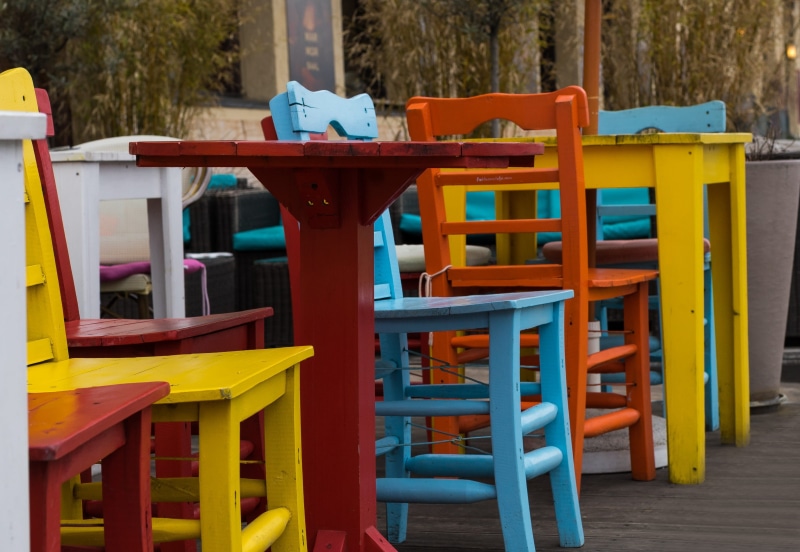 playground, espresso, Colorful, color, extract, tree, Tables, empty, street cafe, farbenspiel, Chairs, absence, architecture, Dining, empty chairs, red